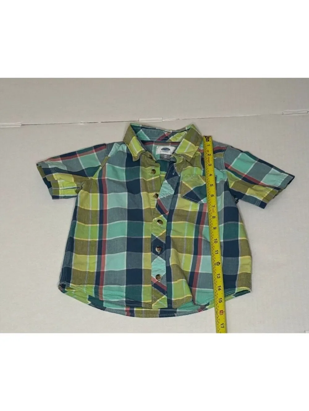 Old Navy Boys Plaid Short Sleeve Button-Up Shirt Size 4T